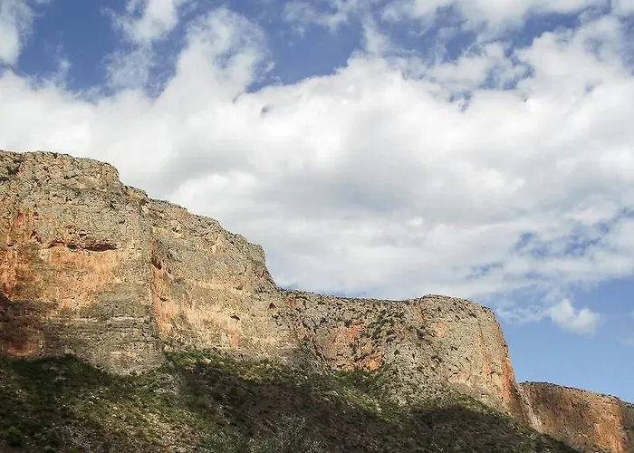 Apartman Beneath The Rock *