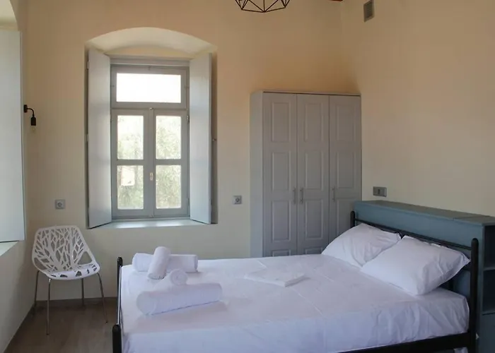 Beneath The Rock דירה